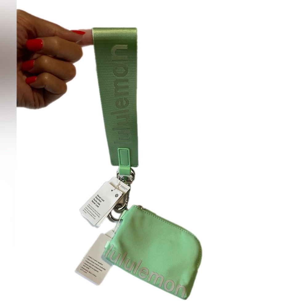 Lululemon citra lime white  never lost key chain and clip panel card pouch NWT - Picture 9 of 9